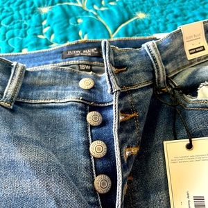 Women’s jeans